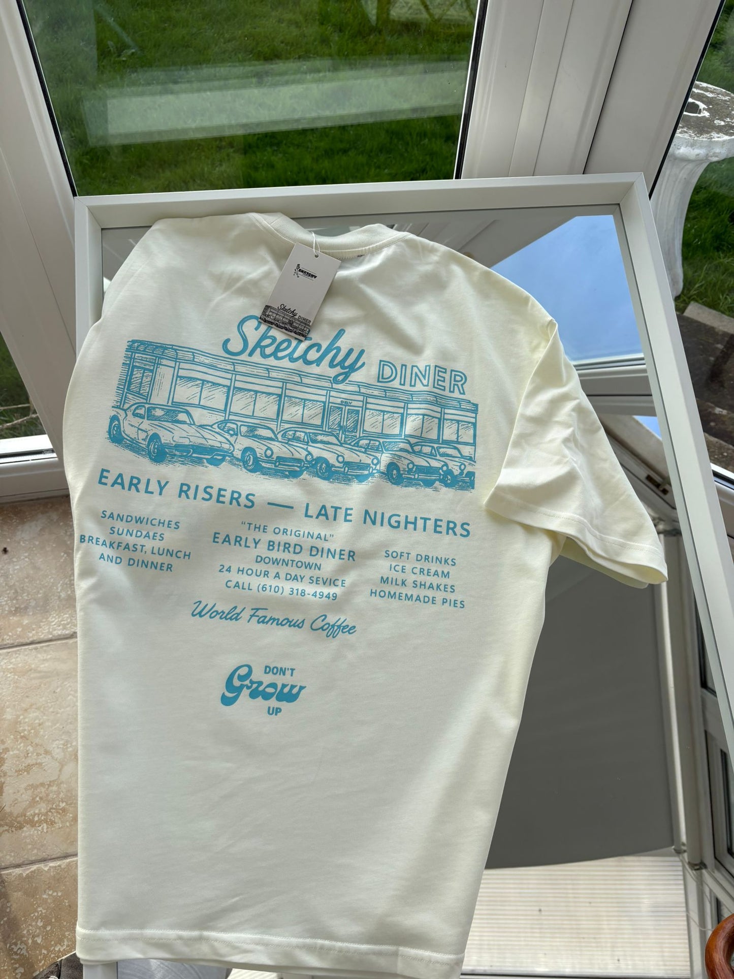 Diner Tee (Oversized)