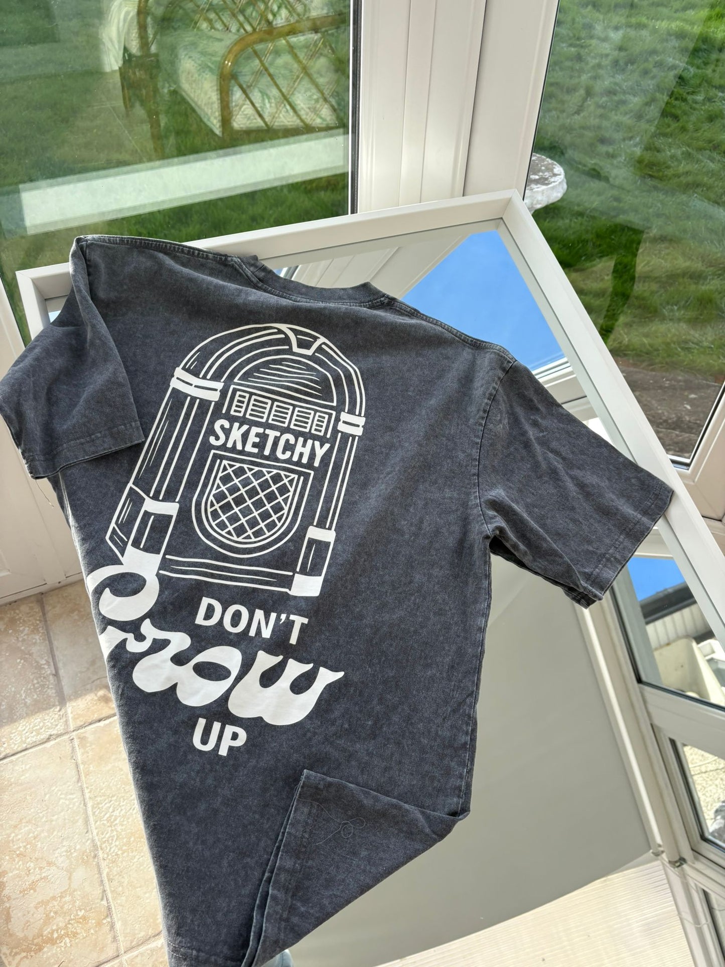Juke Box Tee (Oversized)