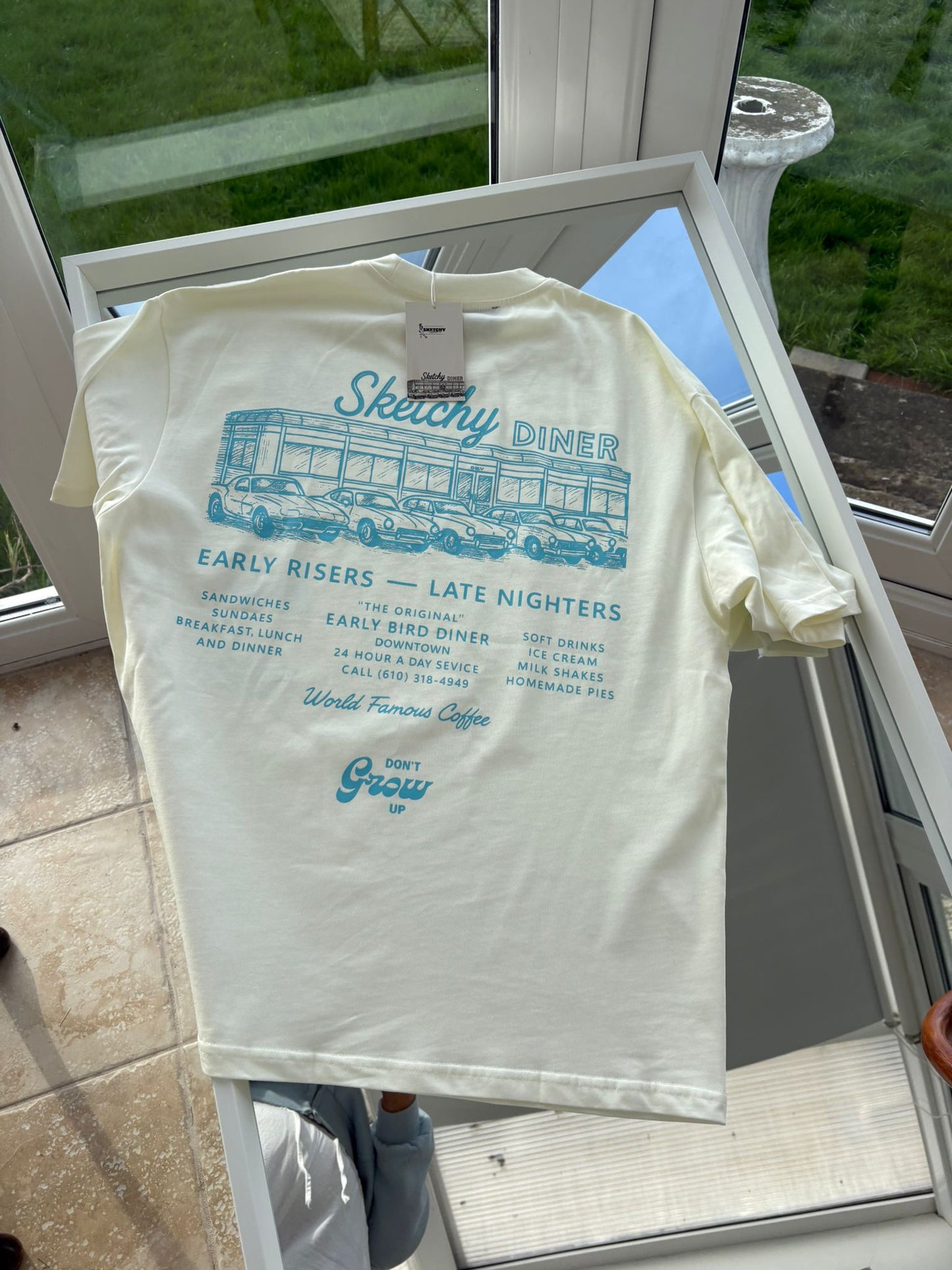 Diner Tee (Oversized)